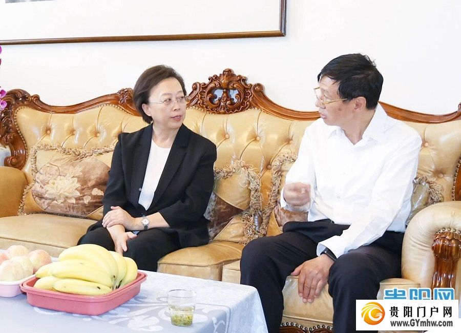 郑莉看望慰问老同志(图2) 郑莉看望慰问老同志(图2)